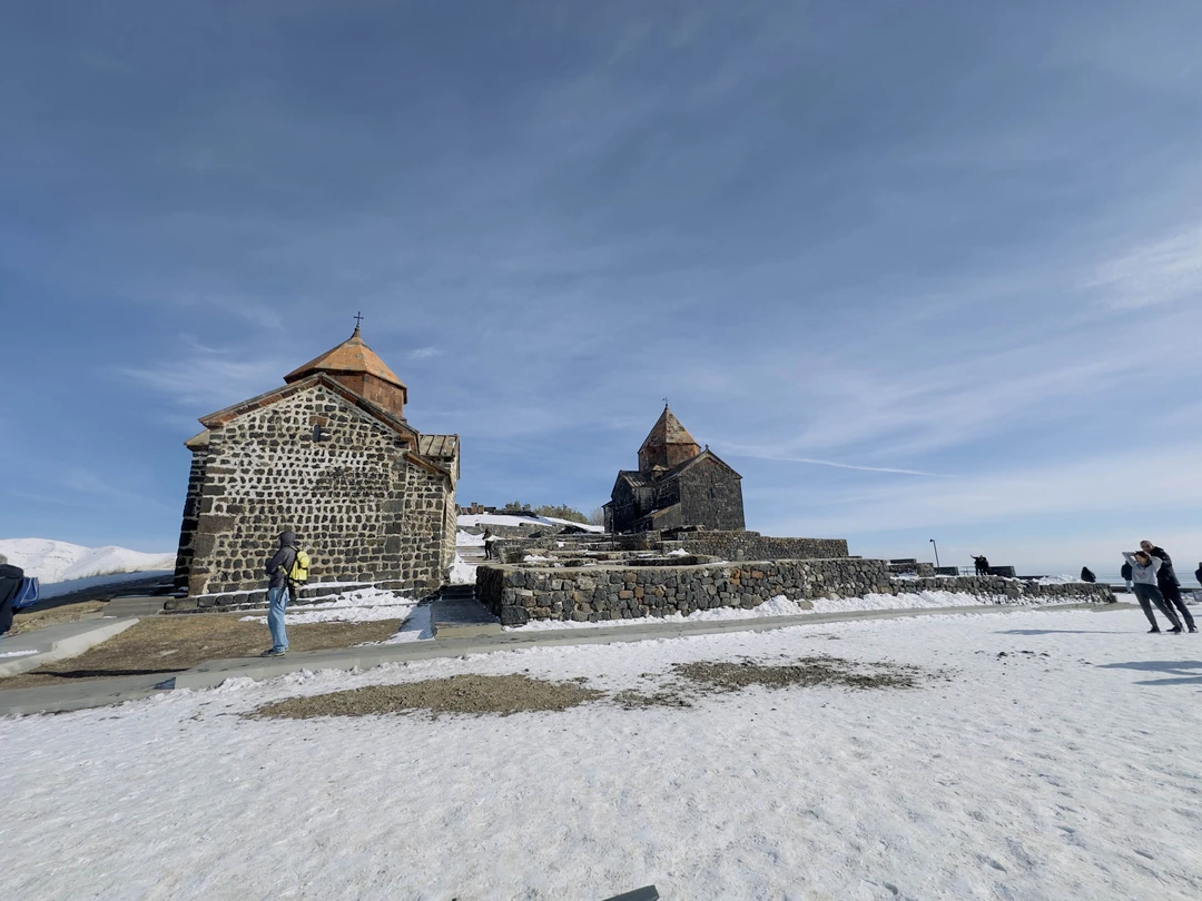 Гарни, Гегард, озеро Севан и волшебная пещера (Юлия)