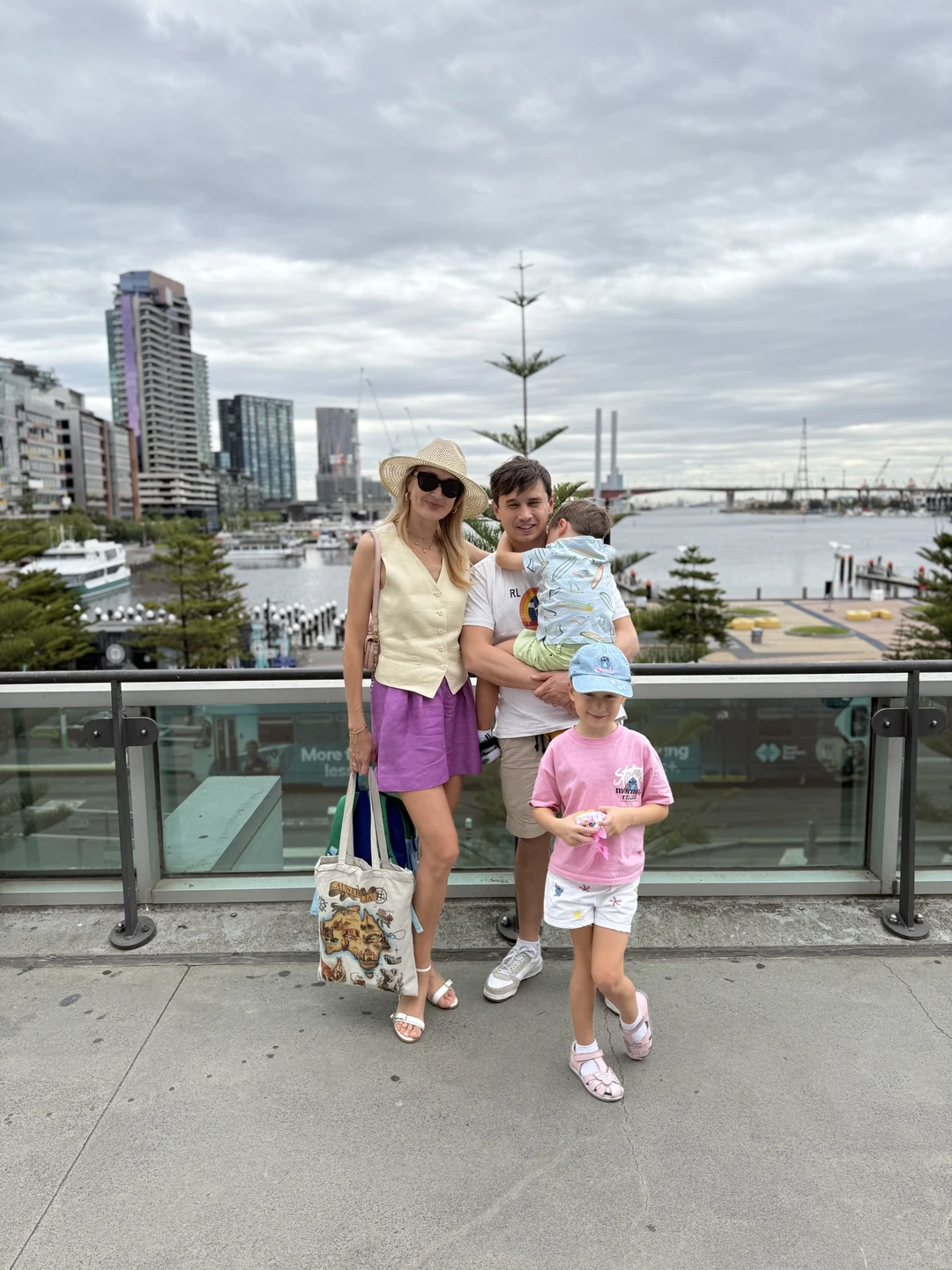 Ольга-прекрасный гид, которая смогла адаптировать экскурсию для нашей семьи с двумя маленькими детьми, где и взрослые