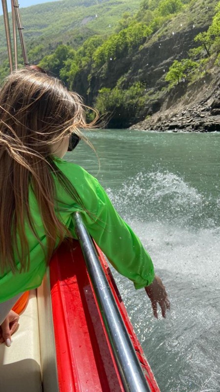 Бархан Сарыкум и Сулакский каньон с прогулкой на катере из Каспийска (всё включено)