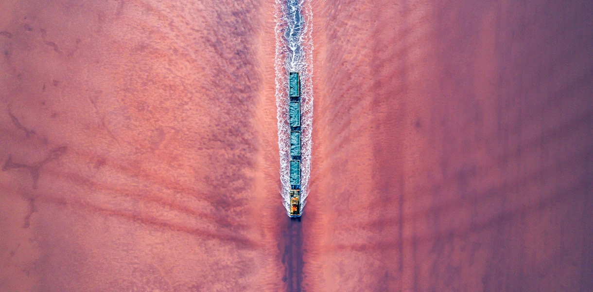 Это стоит увидеть: Розовое озеро в Алтайском крае