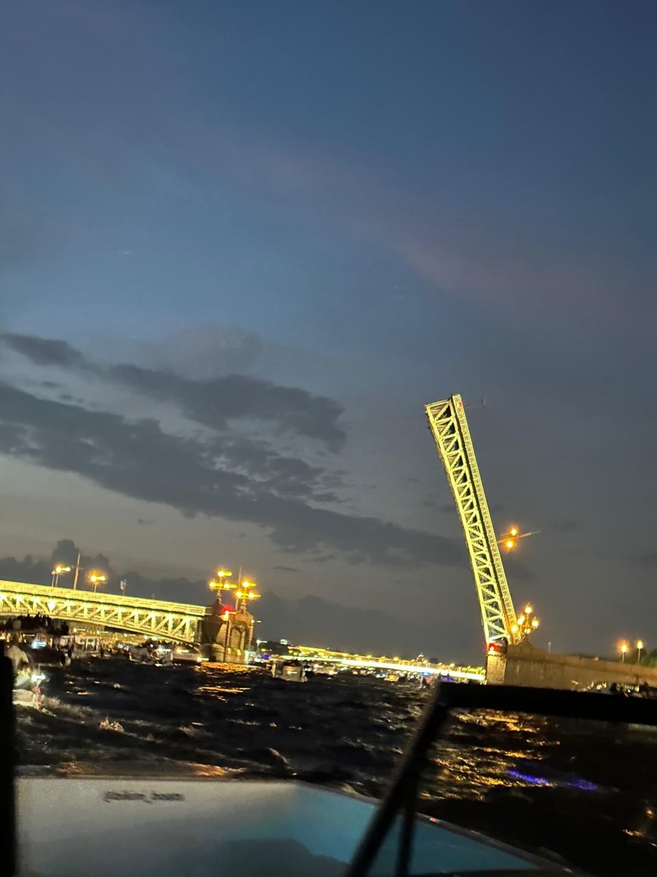 Развод мостов - на катере (Сергей)