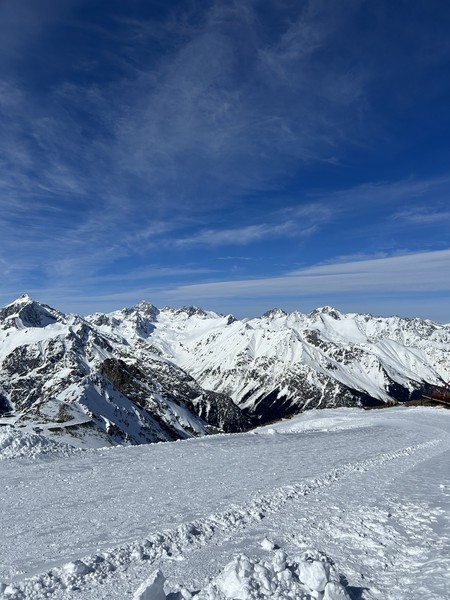 Шикарная поездка: то, что на фото - вживую в тысячу раз красивее. Нам повезло с погодой
