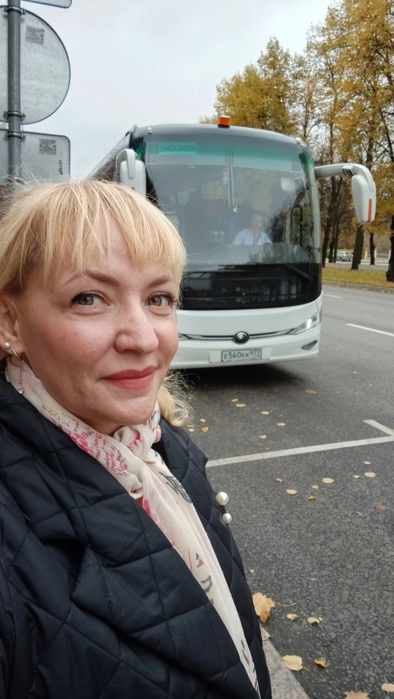 Три часа на автобусе - и вы знакомы с Москвой (Надежда)