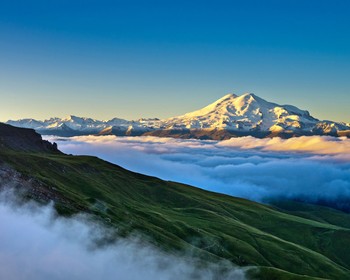Баксанское ущелье: Поляна Азау, Эльбрус и Поляна Нарзанов