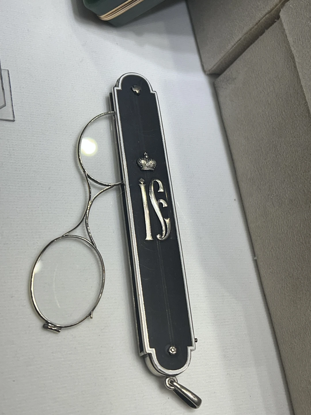 Ари очень увлеченный человек и легко ведет историческое повествование. Время пролетело как один миг 🙏