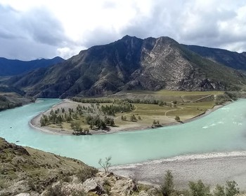 Чуйский тракт: слияние Чуи и Катуни, урочище Калбак-Таш и переезд в Акташ