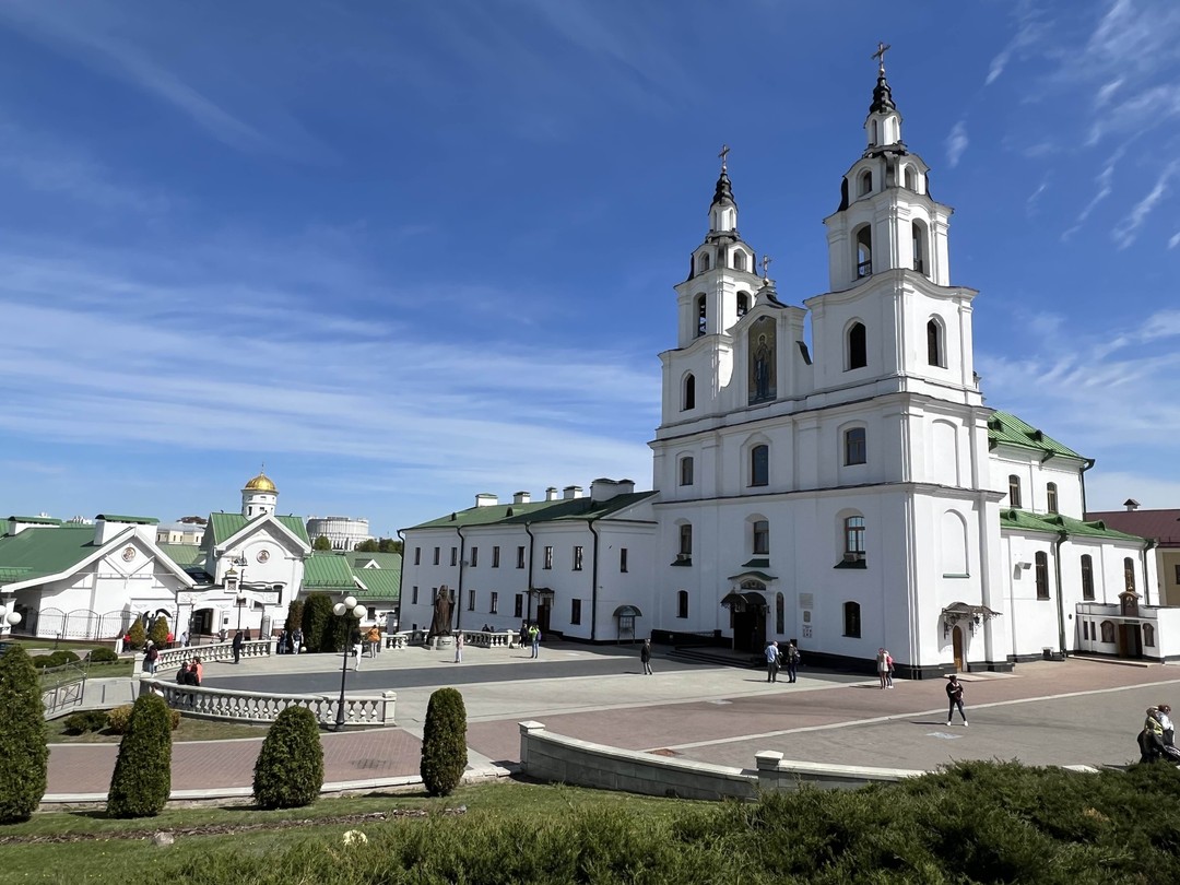 Очень понравилась обзорная экскурсия по городу с Еленой. Три часа пролетели не заметно. Сочетание пешей экскурсии