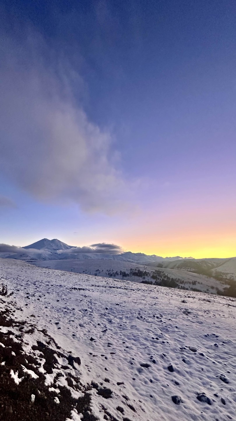 Отличный маршрут, охватывающий много локаций👍🏻 виды потрясающие😍. С погодой нам повезло - было солнечно и ясно.