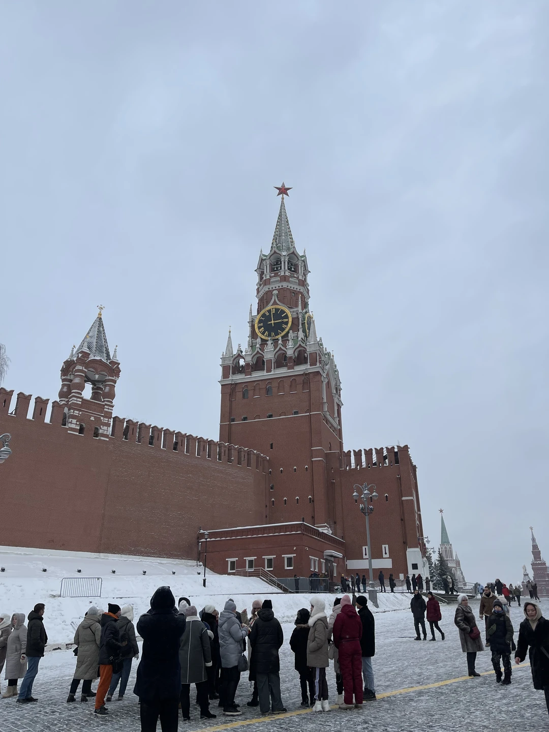 Замечательная экскурсия, которая позволила увидеть Москву совсем с другой стороны. С первого упоминания и до наших