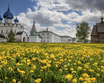 Кремль, монастыри, места киносъёмок Суздаля, белокаменный храм Кидекши