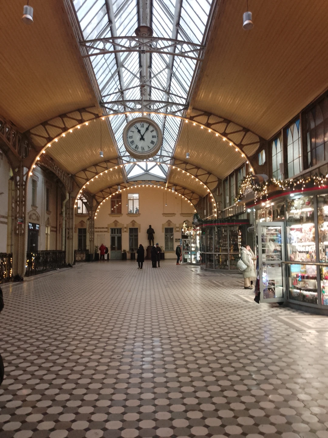 Витебский вокзал и окрестности сквозь века (Любовь)