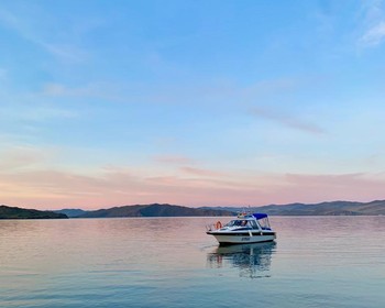 Прогулка на катере к полуострову Святой Нос