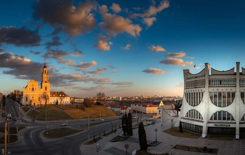 Королевский Гродно с заездом в Лидский замок и Мурованку - за 1 день из Минска