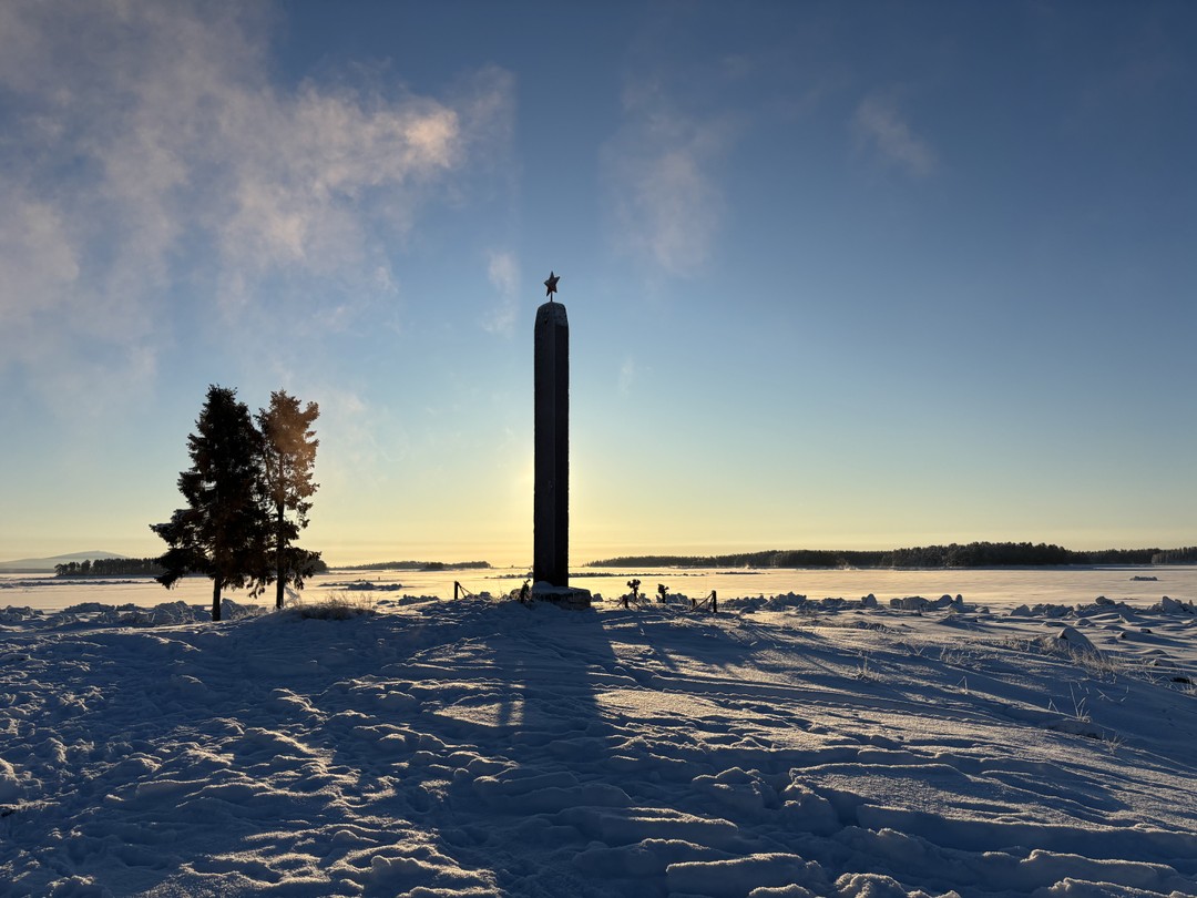 Зимняя природа Севера! После поездки и не знаю, что может быть прекраснее! Дмитрий был нашим гидом