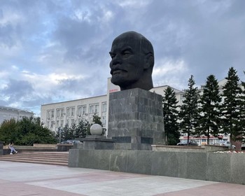 Посещение дацана, прогулка по Улан-Удэ