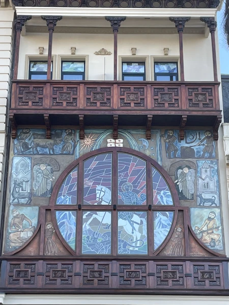 О боги, это одна из моих лучших экскурсий! Олег, Вам просто необходимо назвать программу- «АлкоТур по