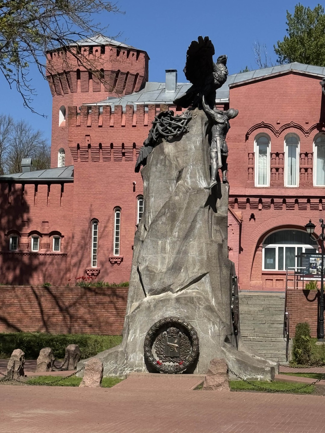 Интересная экскурсия по городу с богатейшей историей от увлеченного, знающего и влюбленного в свой город человека