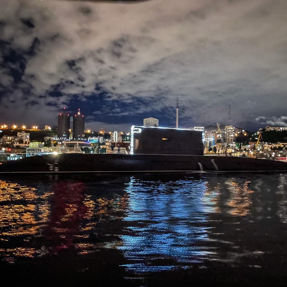 Огни Владивостока: вечерняя прогулка на катере (7/9)