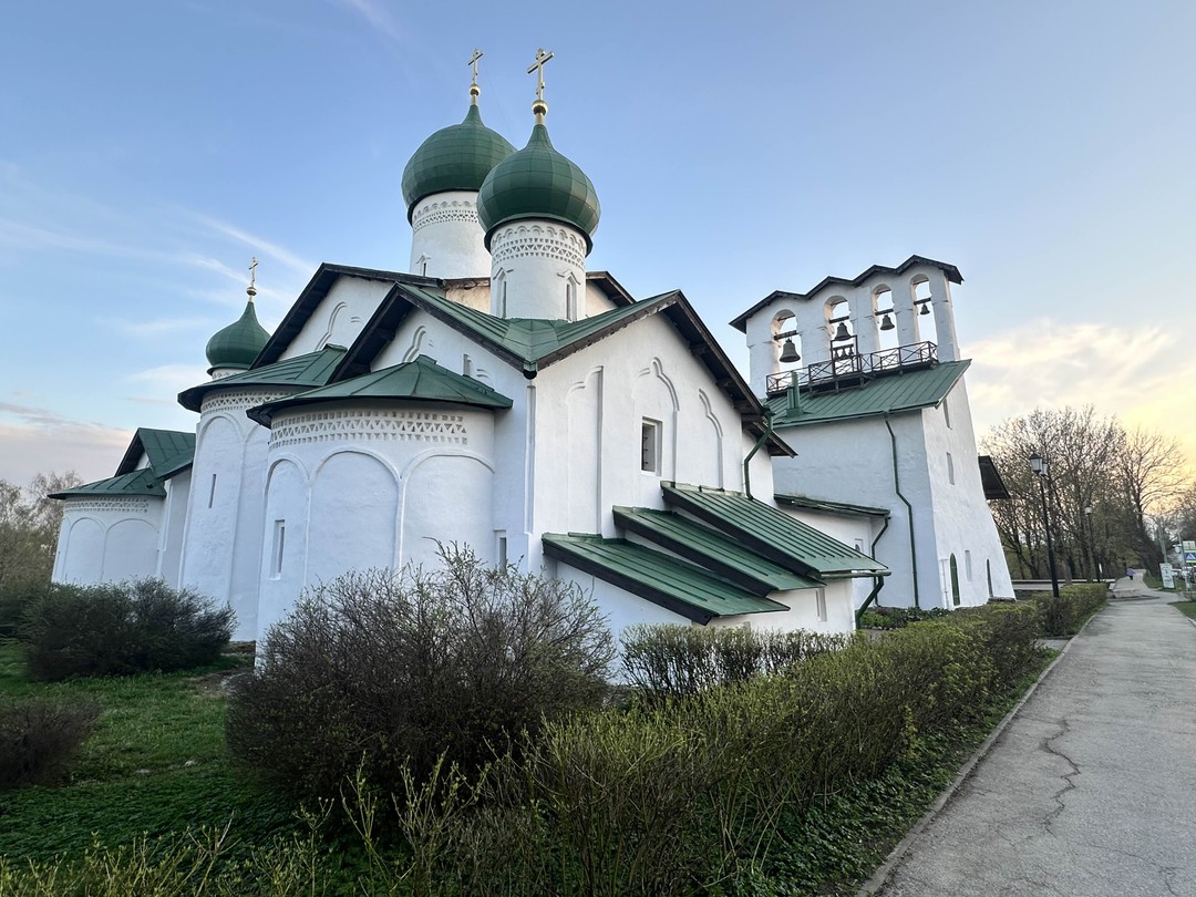 Прошло все идеально. Отличный парень! Очень легкий и приятный диалог, интересная беседа!