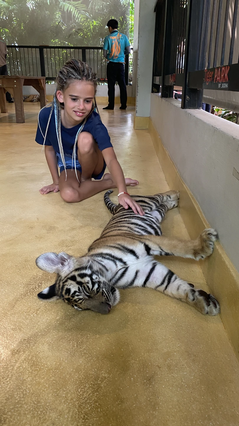 Очередной раз благодарность Ивану. Второй раз ездим с ним. Очень интересно рассказывает! Учел все наши пожелания