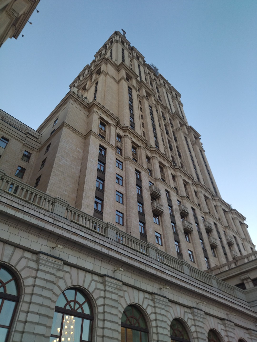 Давно мечтала прокатиться по Москве- реке на кораблике и вот, моя мечта исполнилась, так сказать, в