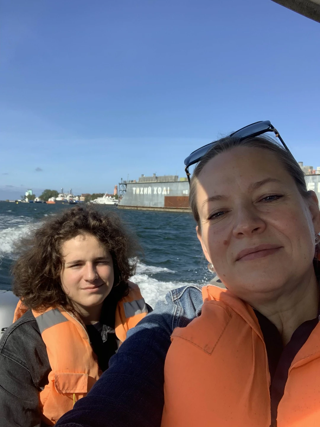 Приветствую всех путешественников! Не люблю писать отзывы, но гнет обещания, данного мной Евгению, давит на меня