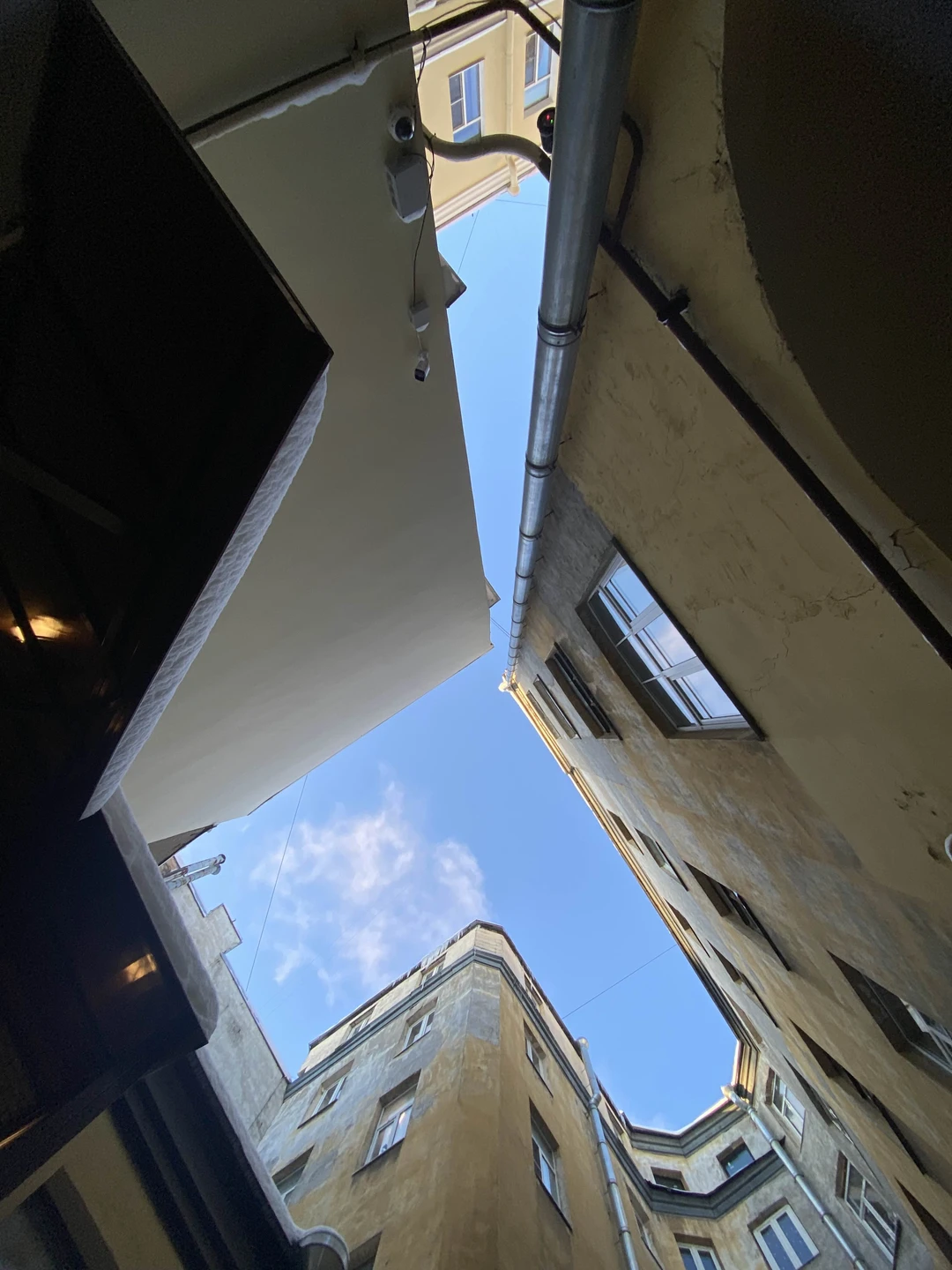 Было интересно и познавательно! Дарье большое спасибо за тёплую экскурсию несмотря на холодные условия))