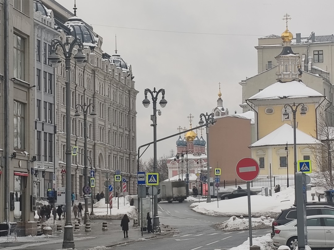 На днях ходили на экскурсию «Другая Москва: прогулка по Ивановской горке и Хитровке в формате „было