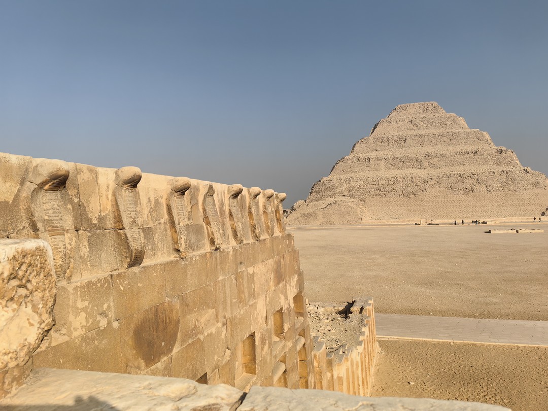 Нас забрали в 1 час ночи из отеля, поэтому успели на КПП к 2 часам, не