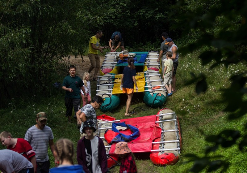 Фото отзыва 4: авторский тур "Выходные на&nbsp;реке Илеть для всей семьи: сплав на катамаранах, посвящение в водники и баня"