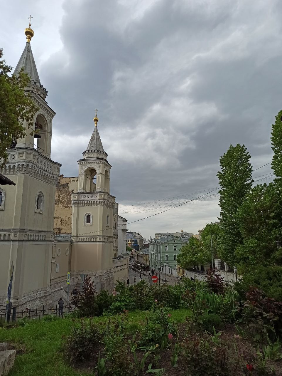 Великолепная экскурсия с гидом Надеждой, в деталях, подробно, увлеченно о каждом объекте на маршруте. Расставаться не