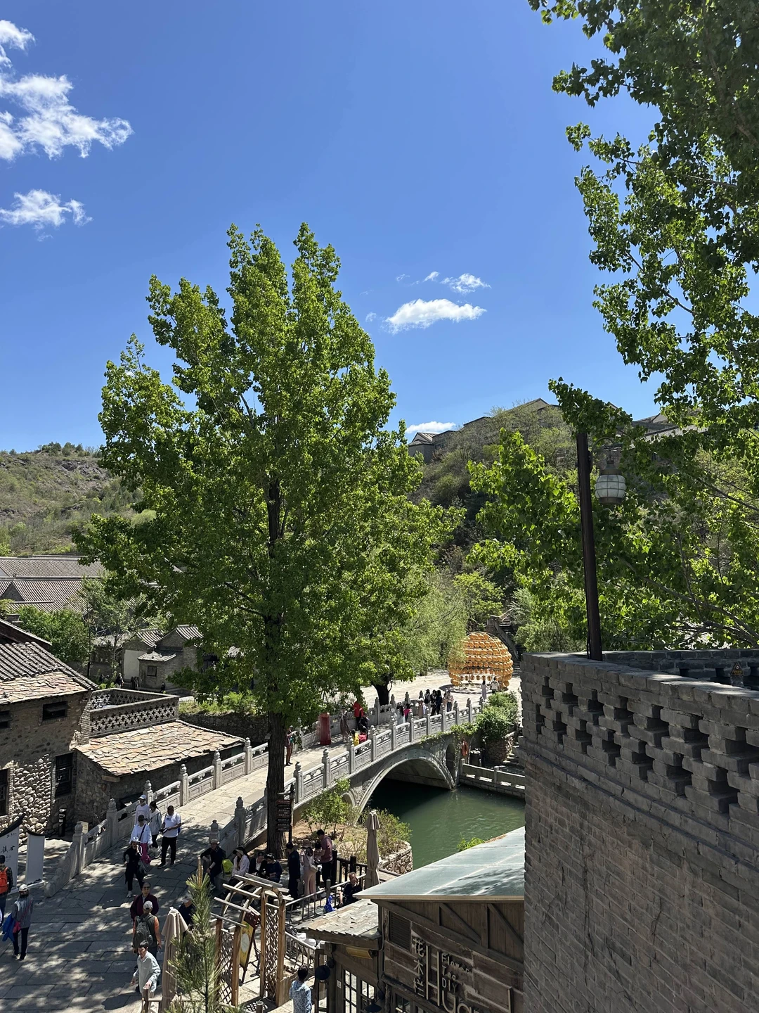 Потрясающий город Губэй однозначно рекомендую к посещению! Экскурсовод забрал нас от гостиницы и в конце экскурсии