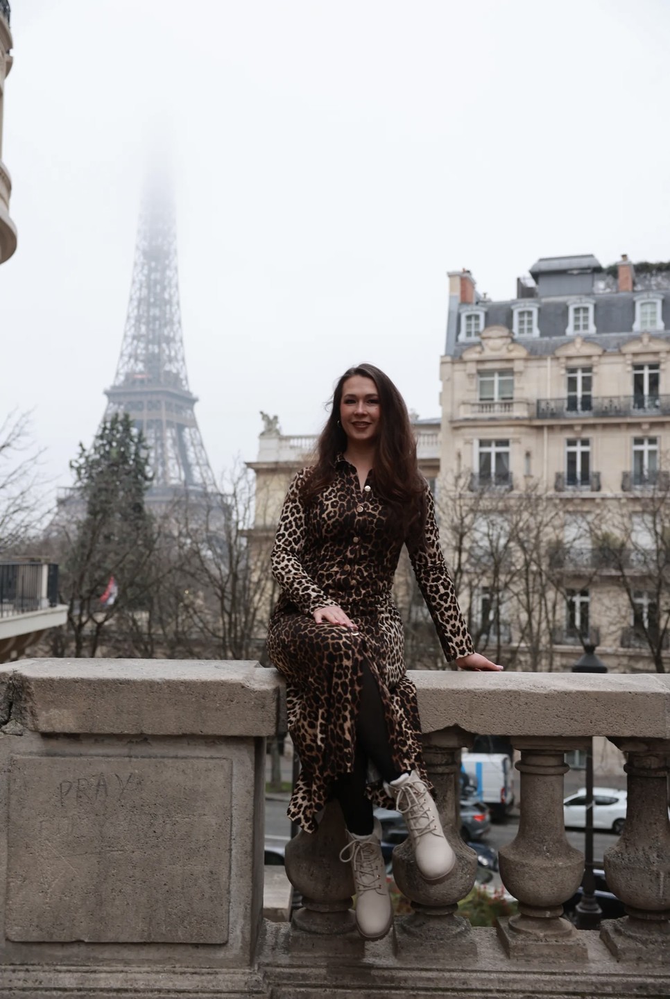 Большое спасибо фотографу за проделанную работу! Все наши пожелания по локациям были учтены, съёмка прошла комфортно