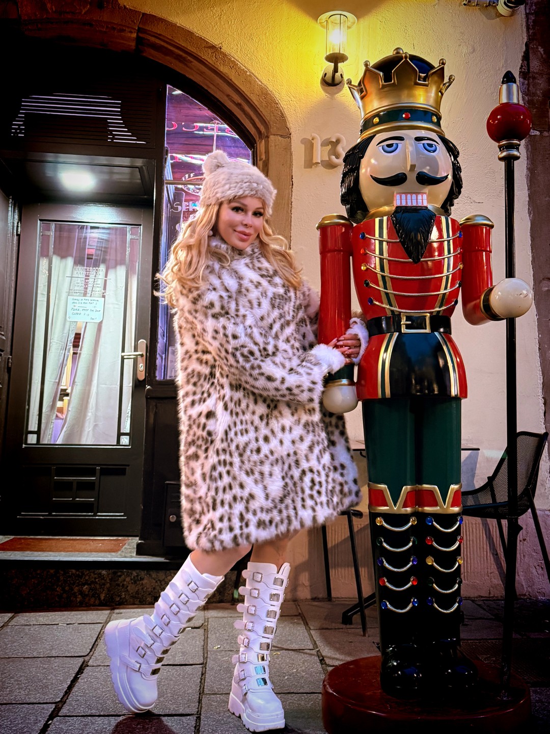 Это действительно было волшебно!!! Увидеть великолепный Страсбург в рождественских огнях глазами влюбленного в него гида -это