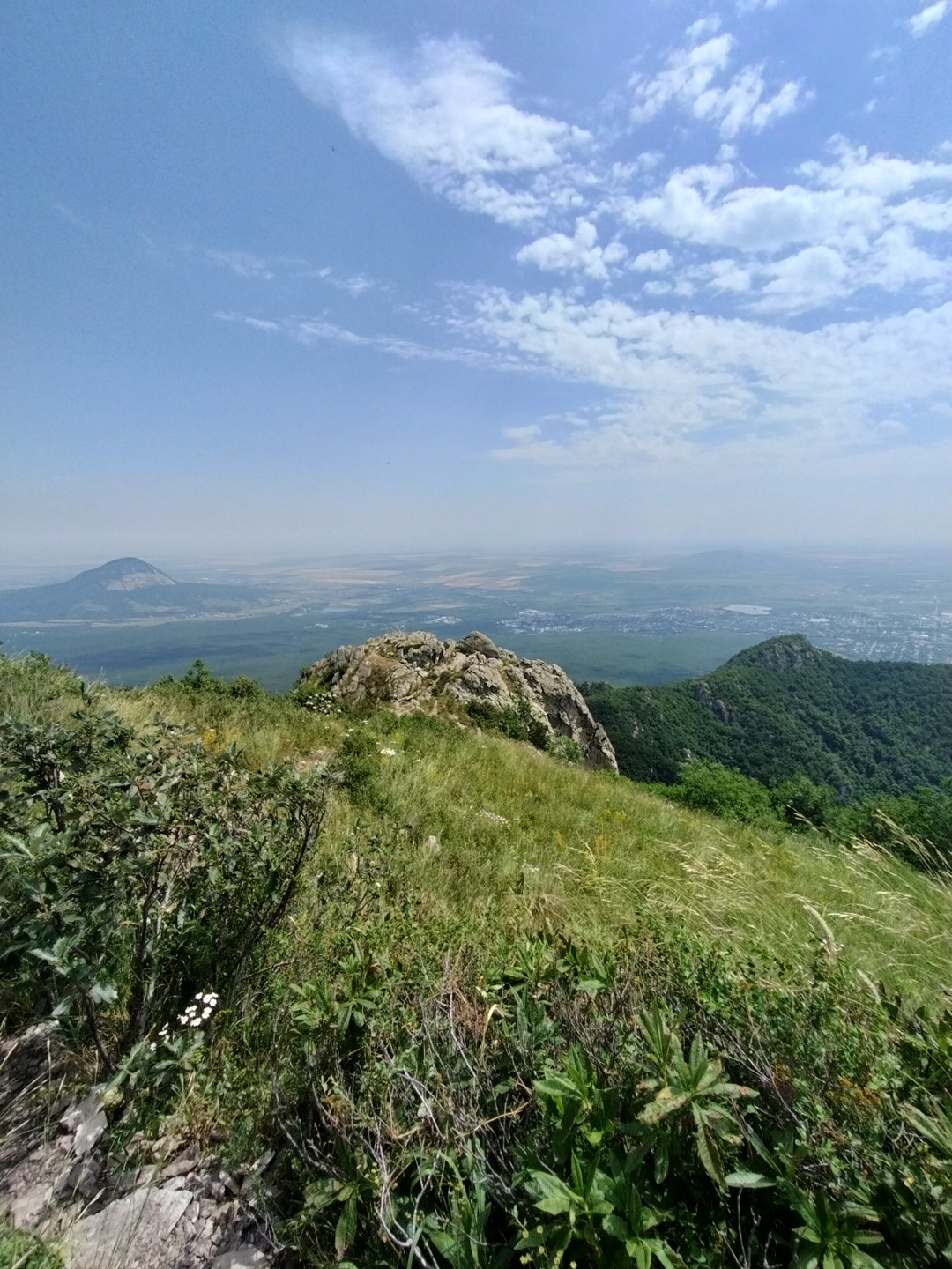 Восхождение на гору Бештау в группе (Алёна)