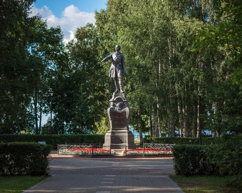 Экскурсия по Петрозаводску, выставка «Вселенная Калевала» и мастер-класс по приготовлению калиток