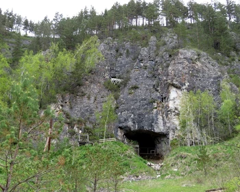 Дорога в Республику Алтай: Денисова пещера