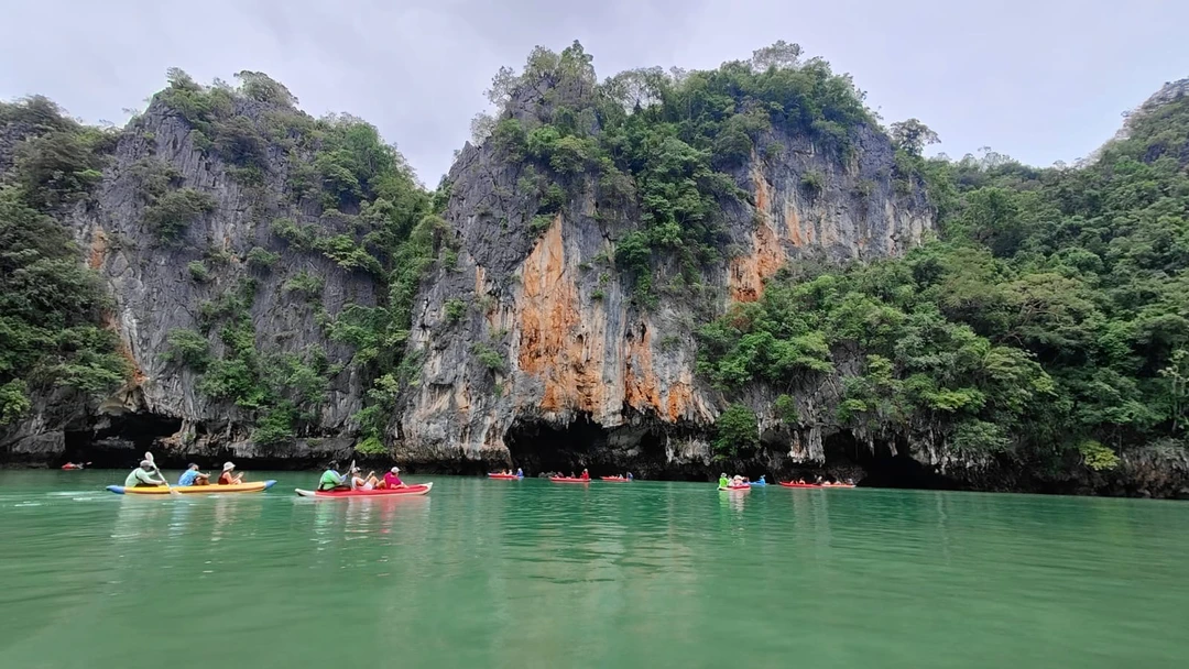 Экскурсия очень понравилась. Все локации были супер, в некоторых практически не было туристов, что очень радовало