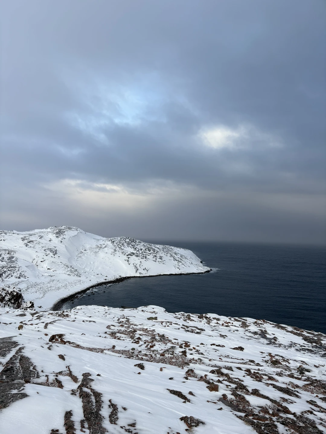 Итак, были в этом путешествии с гидом Владимиром. Поездку один раз немного переносили из‑за погоды, но ничего страшного - в итоге всё состоялось