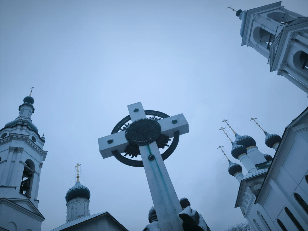 Доброго дня. Вчера удалось побывать на экскурсии в Ярославле. Нам все очень понравилось, спасибо Евгению!