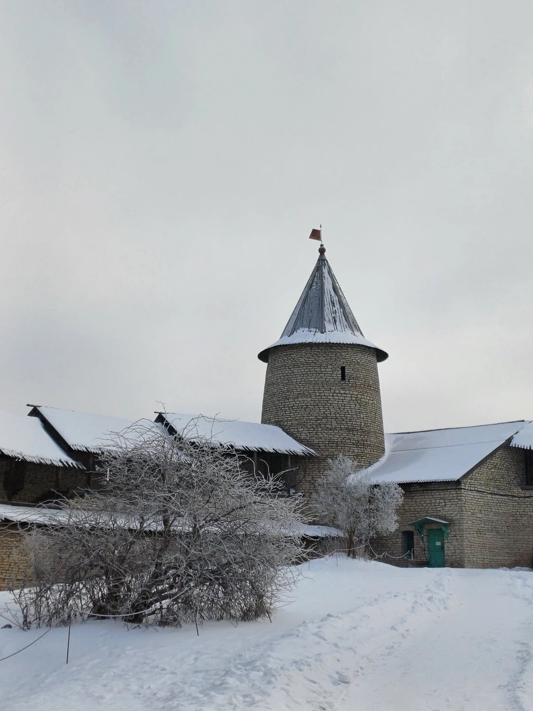 Благодаря экскурсии по Пскову погрузились в историю и красоту древнего города! Гид мастерски подала информацию: всё