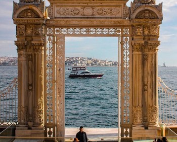 Истикляль, Галатская ашня, дворец Долмабахче, прогулка по Босфору