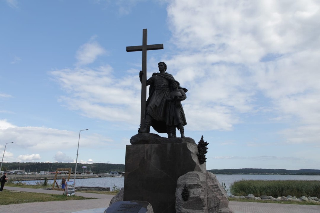 Большое спасибо Елене за содержательную экскурсию. Нам очень понравилось!