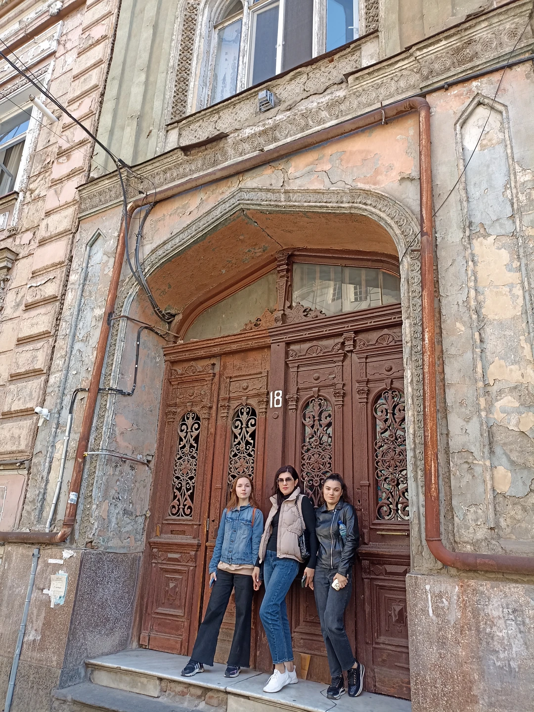 Старый Тбилиси по-новому: прогулка-квест (Юля)