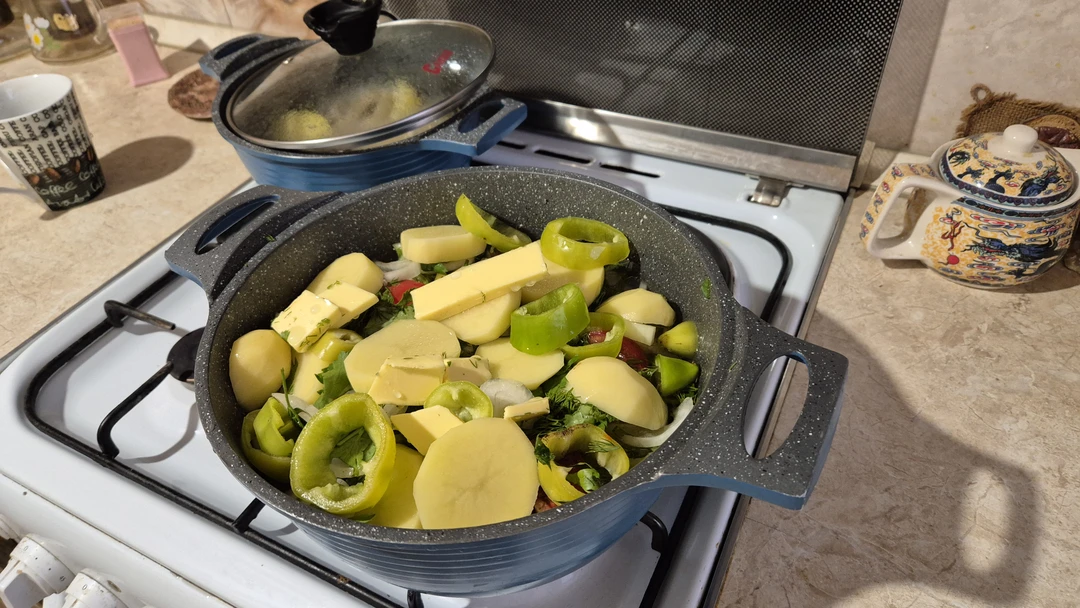 Планируя свою поездку в Ереван и выбирая этот мастер-класс, я хотела оказаться тёплой атмосфере армянского дома