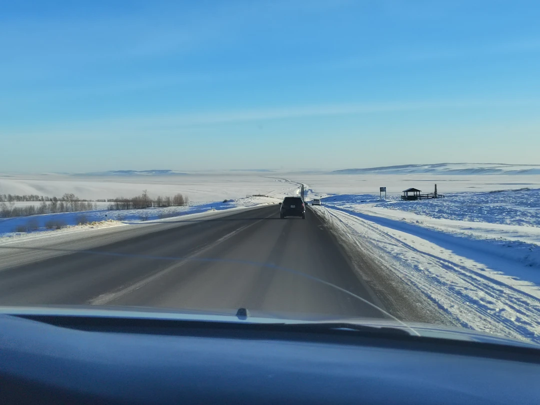У нас был экскурсовод Андрей. Очень просто и понятно, а главное весело сопроводил нас в этот