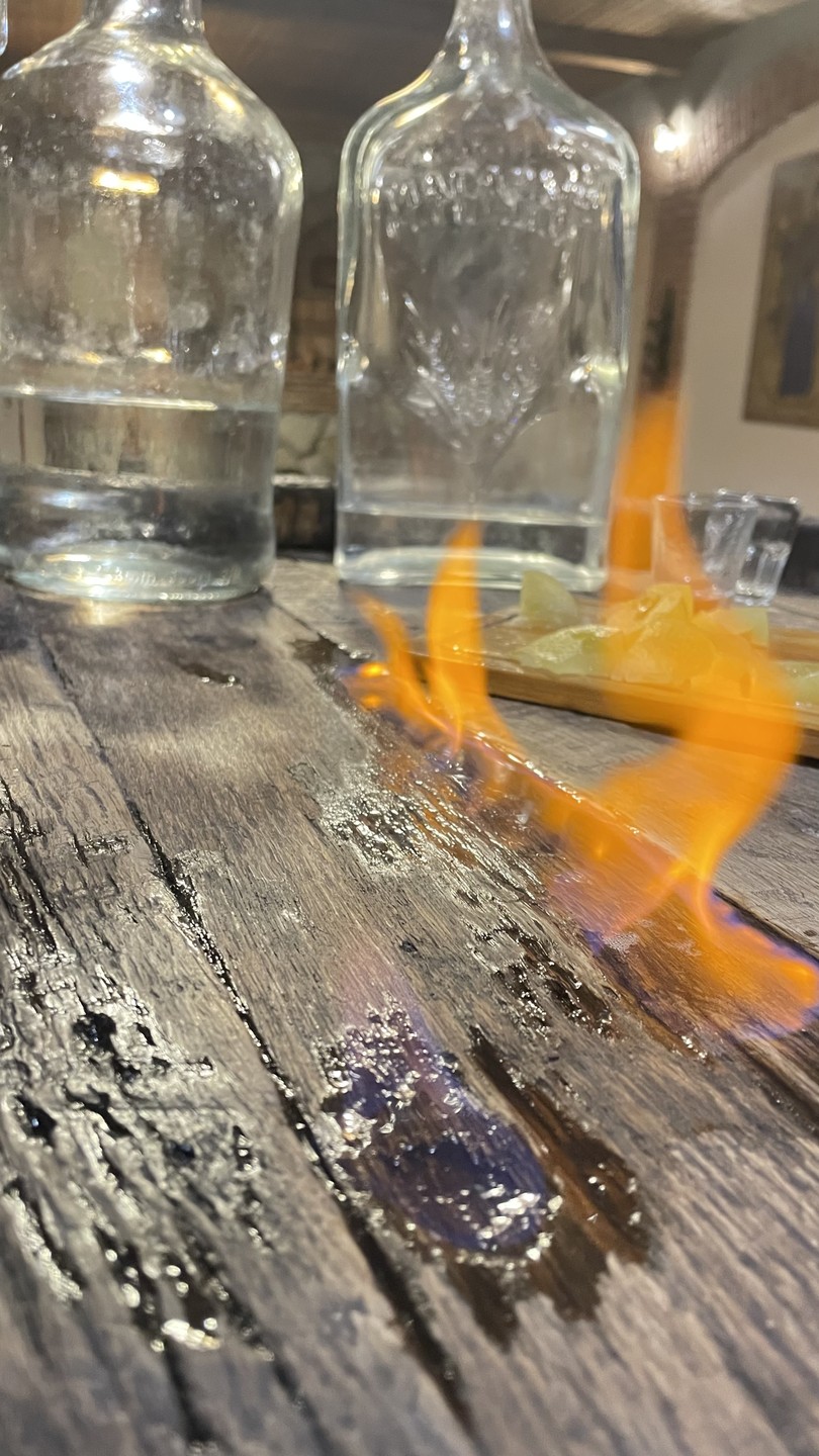 Отличная, интересная экскурсия, все было хорошо: красиво, вкусно, впечатляюще. Отдельная благодарность гиду Рузанна и внимательному водителю!