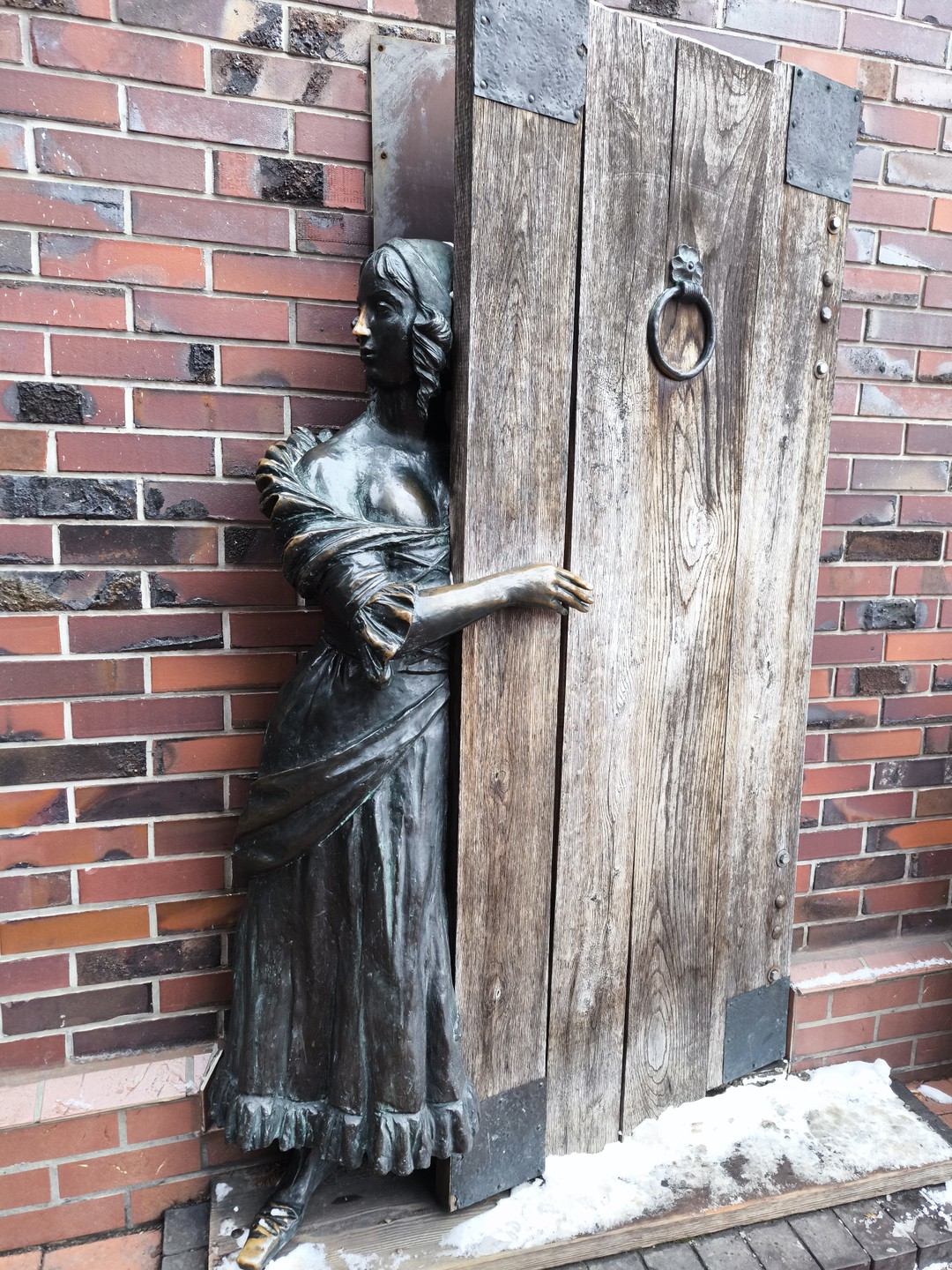 В рождественский день посетили обзорную экскурсию с Александром. Экскурсия содержательная, Александр показал, рассказал и провез нас