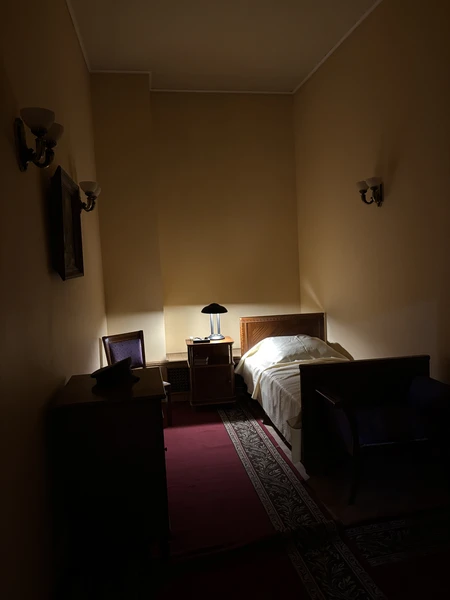 Потрясающая экскурсия для тех, кто любит настоящую историю от первого лица) а не перевернутую и переписанную. Очень рекомендую! от души. Не пожалеете!