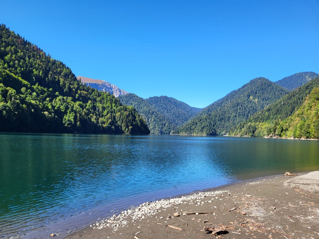 Тур на озеро Рица - к символу Абхазии (Лилия)